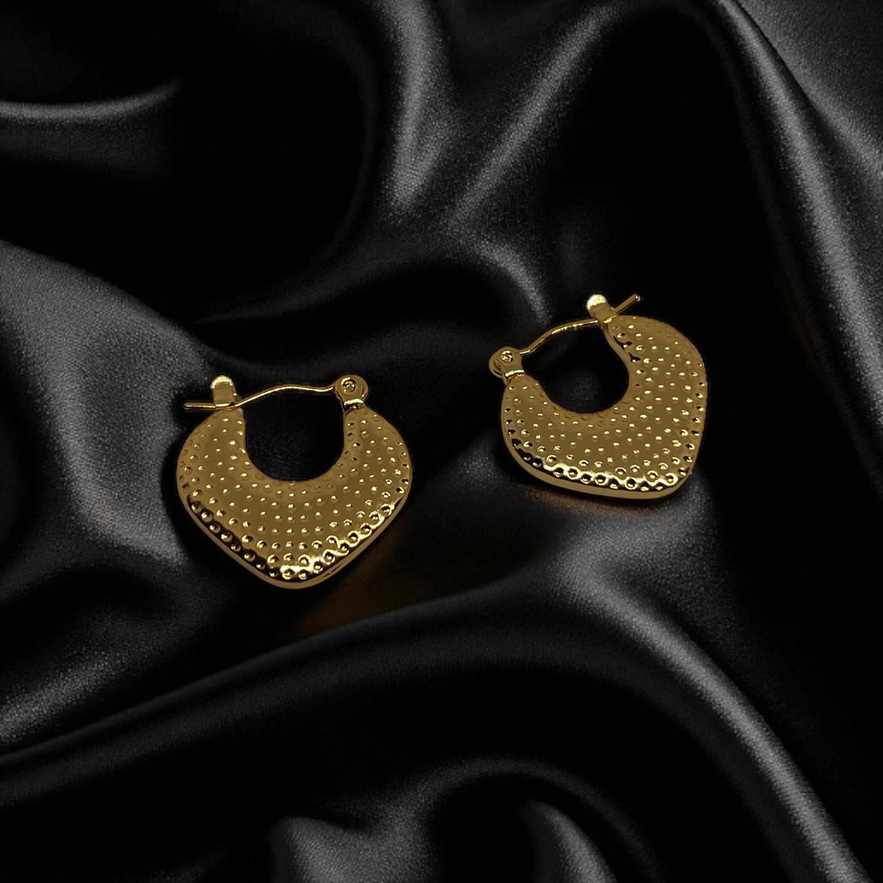 Selene Textured Hoops – 18K Gold Plated Anti Tarnish Earrings