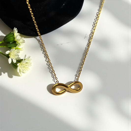 Infinity Pendant Necklace: 18k Gold Plated Anti Tarnish Chain