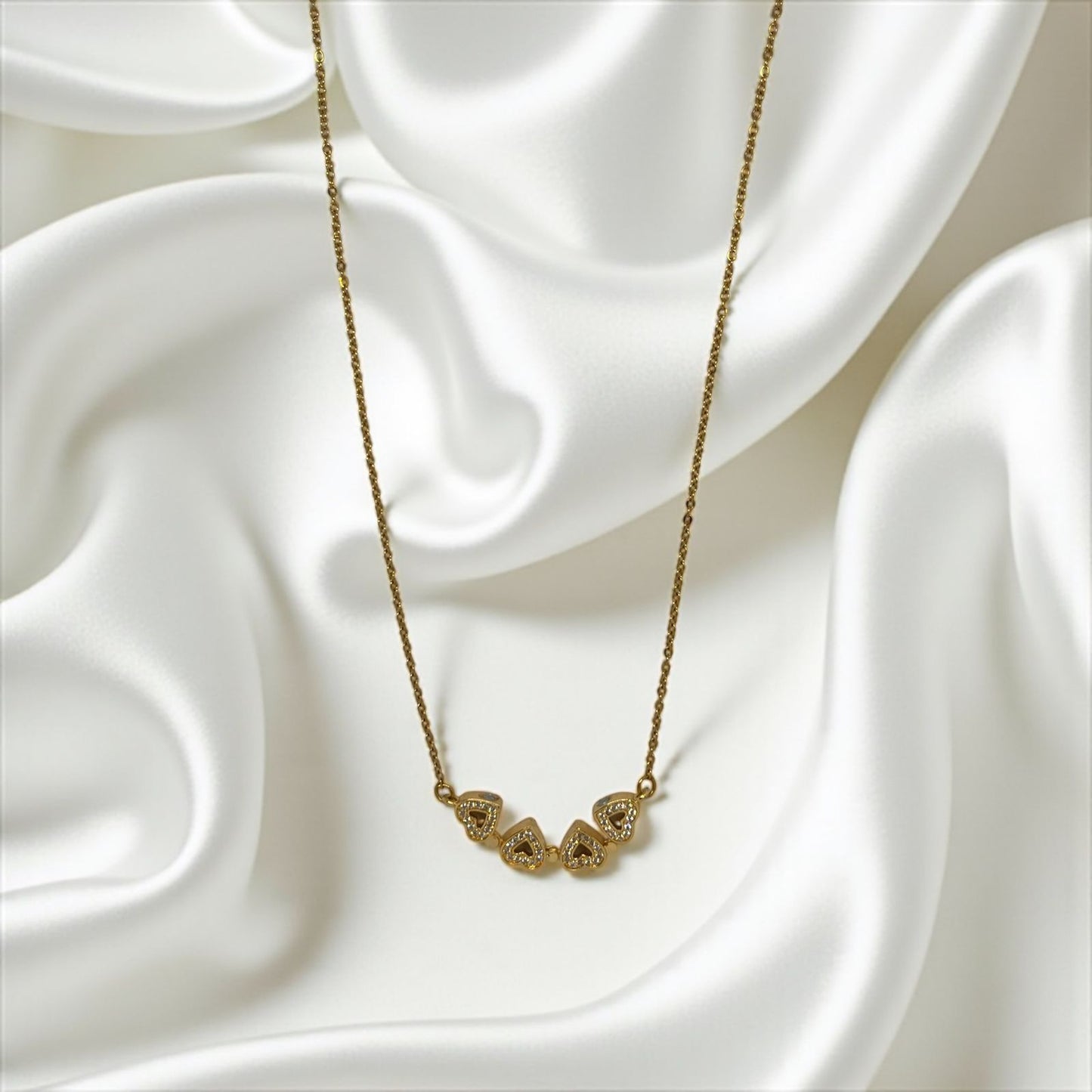 Elysian Bloom Clover Heart Necklace- 18k Gold Plated Anti Tarnish Chain
